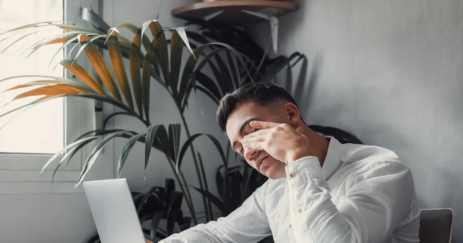 Digital Eye Strain: Simple Habits to Protect Your Vision in a Screen-Filled World