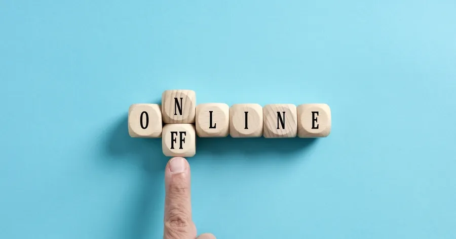 Digital Declutter: A 7-Day Plan Based on Cal Newport’s Method