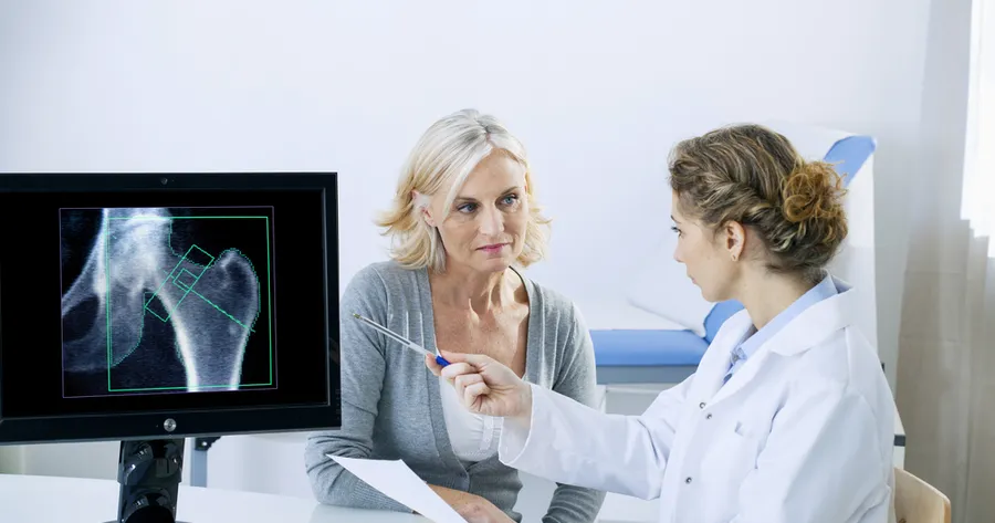 Common Signs of Osteoporosis and Available Treatment Options