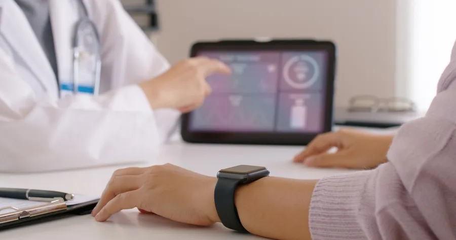 Usare Smartwatch con Funzioni di Allarme d’Emergenza per una Maggiore Tranquillità