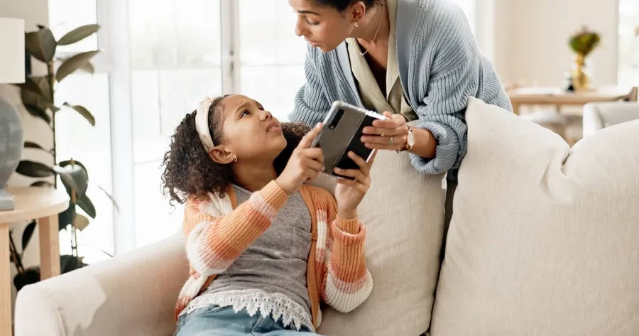 Creating a Family Tech Agreement Everyone Will Actually Stick To
