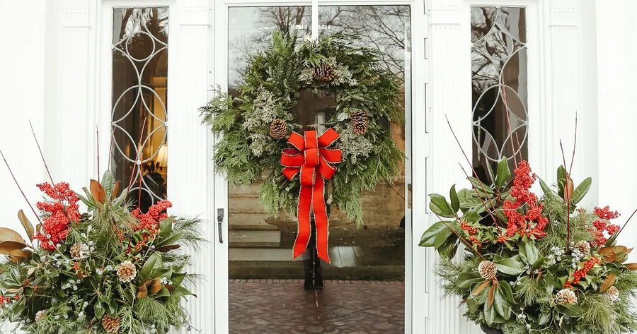 Holiday Entertaining Ideas: How To Create a Cozy, Welcoming Atmosphere on a Budget