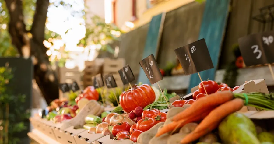 Farm to Table: How to Eat Locally