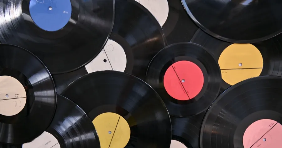 Why Flip Phones, Tamagotchis, and Vinyl Are Making a Comeback