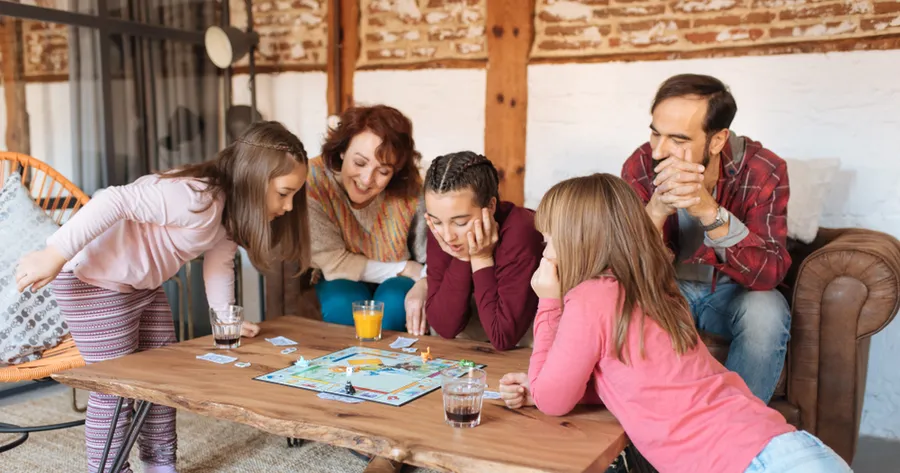 Family Games That Teach Budgeting Skills