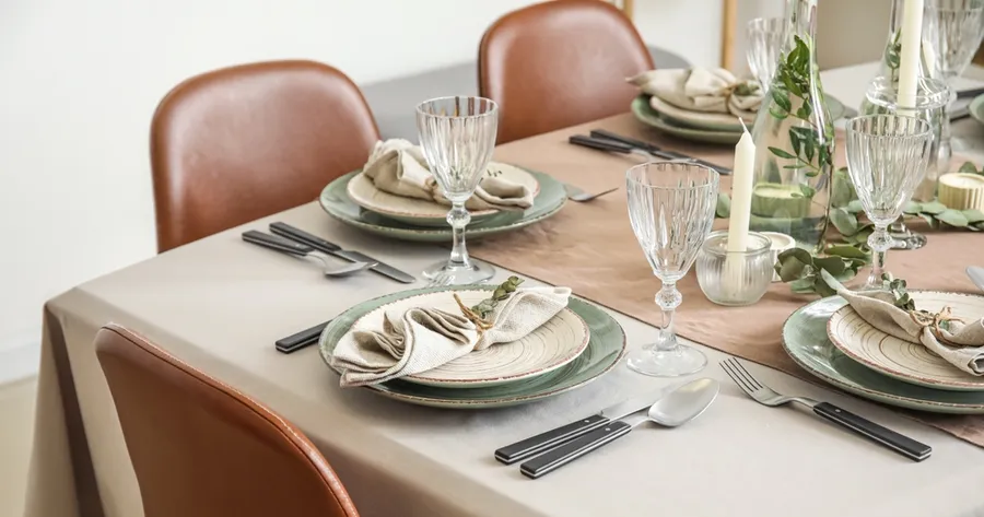 How to Set a Stunning Table for Any Occasion