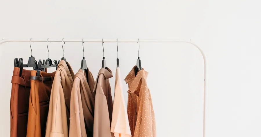 The Power of a Capsule Wardrobe: Simplify Your Closet, Mind, and Mornings