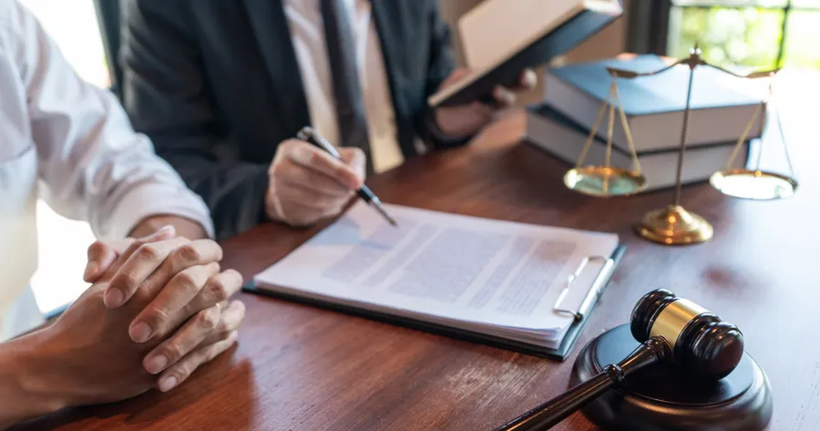 Choosing a Divorce Attorney: What to Know
