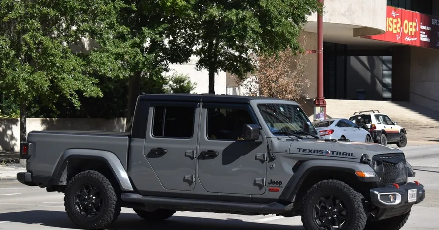 The 2025 Jeep Gladiator: A Versatile Pickup Built for Adventure