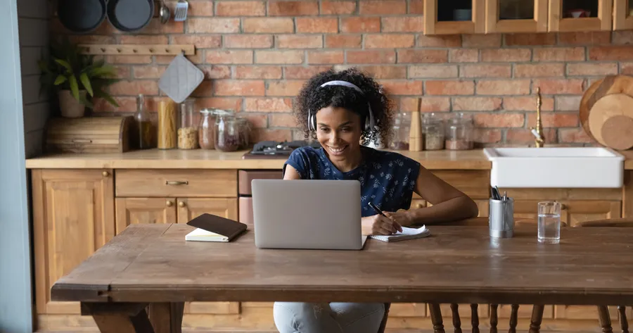 Rosetta Stone vs. Babbel: Which Language App Is Better for Adults?