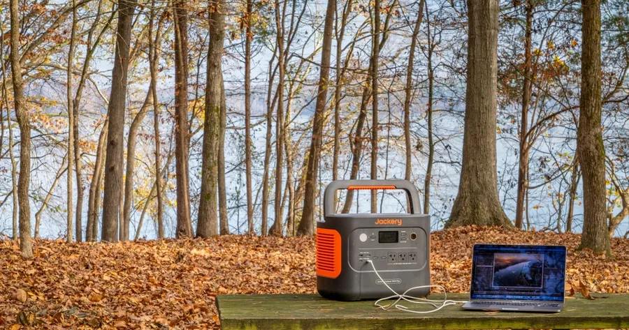 EcoFlow vs. Jackery: Portable Power Stations for Off-Grid Living