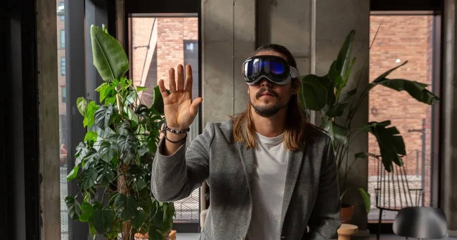 Apple Vision Pro: Is the Price Justified for Everyday Users?