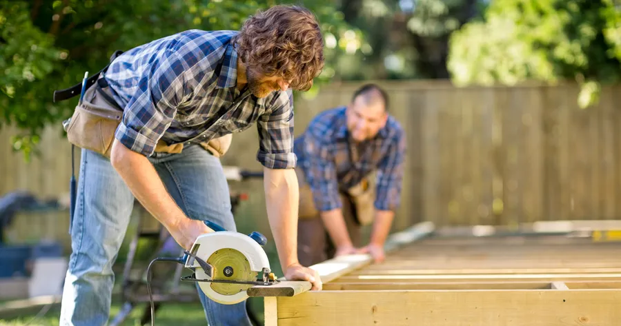 How to Choose Local Deck and Patio Contractors