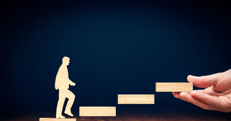 Sunk Cost Thinking: Breaking Free from Past Investments in Yourself