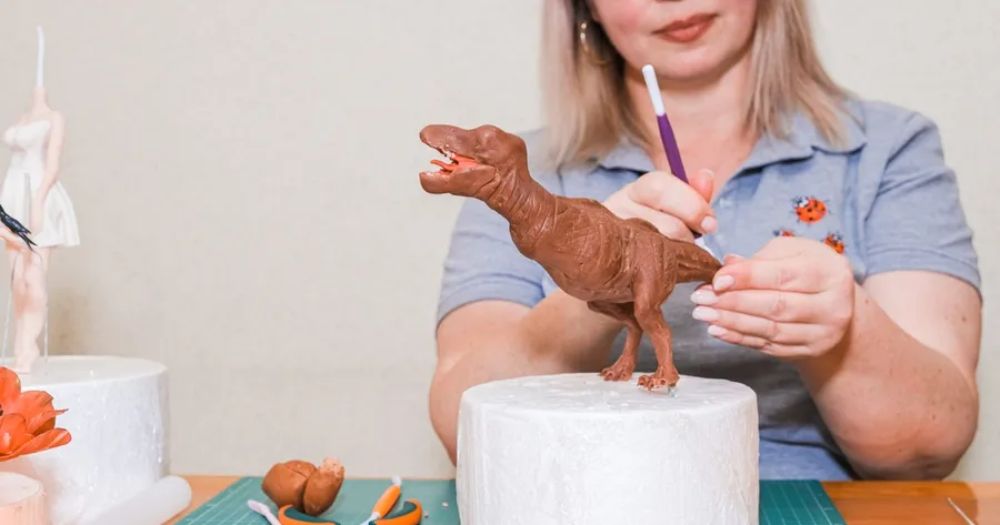 Edible Art: Inside the World of Hyper-Realistic Cakes and Culinary Sculptures