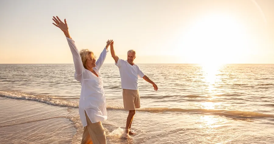 Travel Tips and How to Find Discounts for Seniors