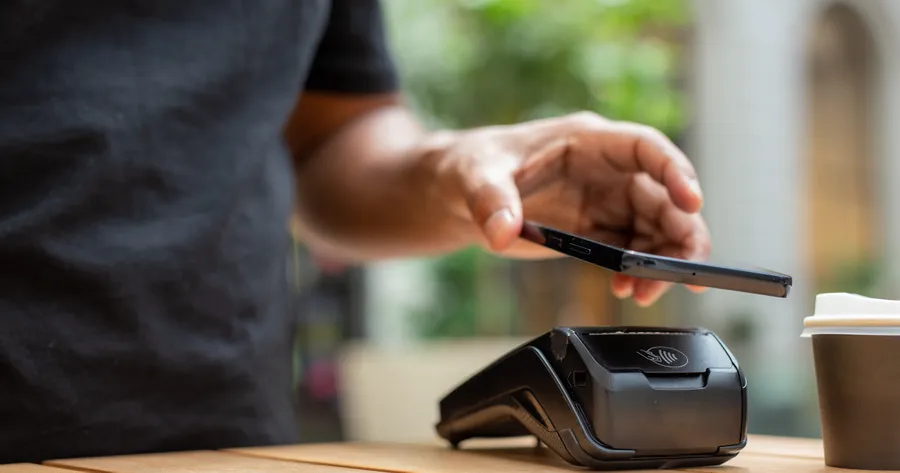 What You Need to Know About Cashless Payment Solutions