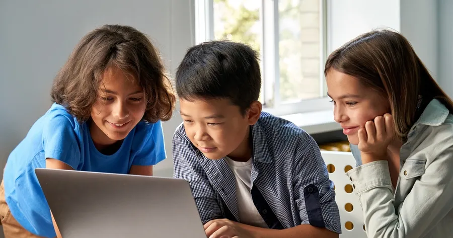 BrainPOP vs. Traditional Learning Tools: Which Is Better for Kids’ Educational Growth?