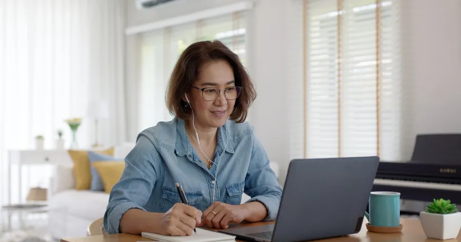 Effective Ways to Upskill Without Going Back to School