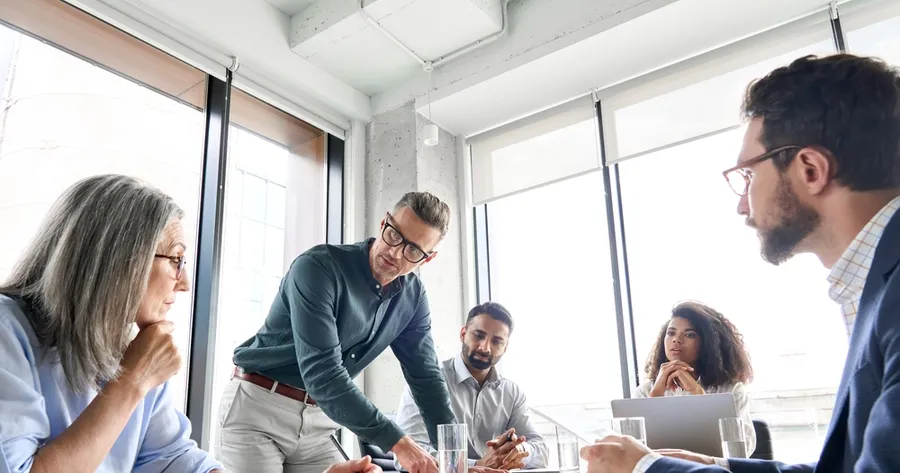 Harnessing Online Trends for Strategic Business Growth