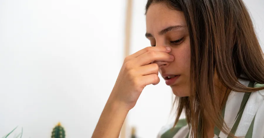 How to Identify Symptoms of Nasal Polyps