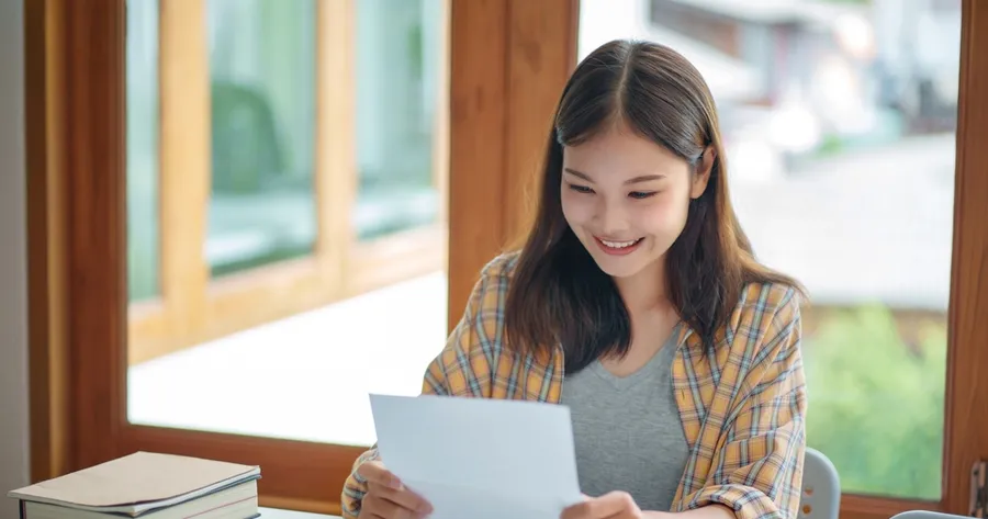 Helping High School Students Stand Out in College Applications