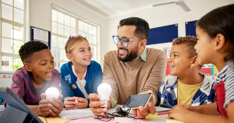 The Rise of Microlearning: How Bite-Sized Lessons Change the Way We Learn