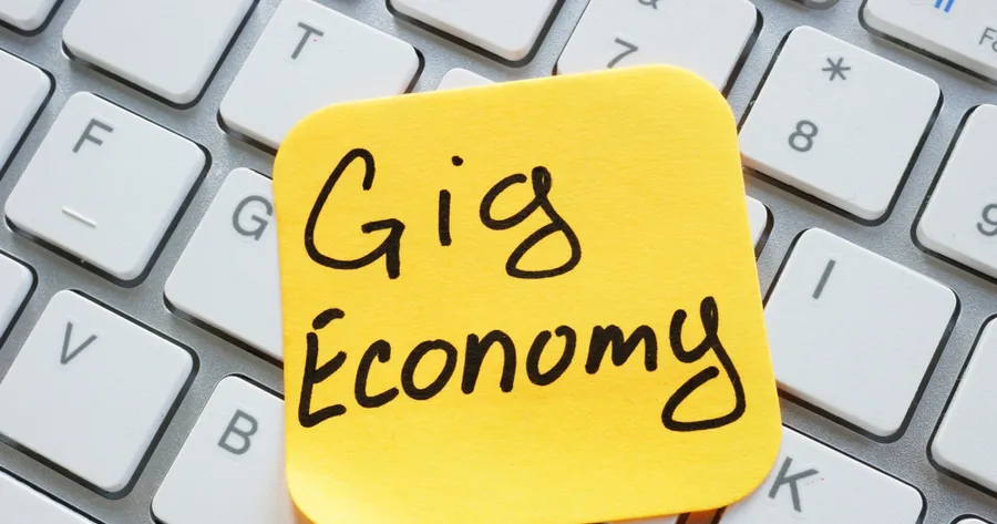 The Rise of the Gig Economy: Navigating the New Workforce Paradigm