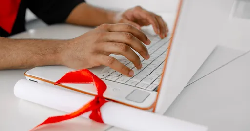 Key Strategies for Thriving in an Online Degree Program