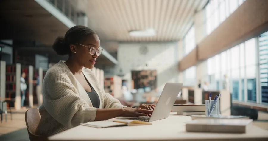 Master Strategies for Online Learning Success