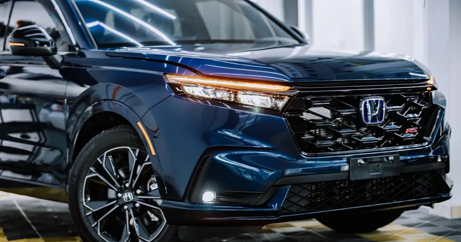 Honda CR-V: Elevated Ground Clearance for Better Driving
