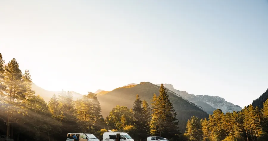 What Makes Van Life a Captivating Lifestyle Choice?