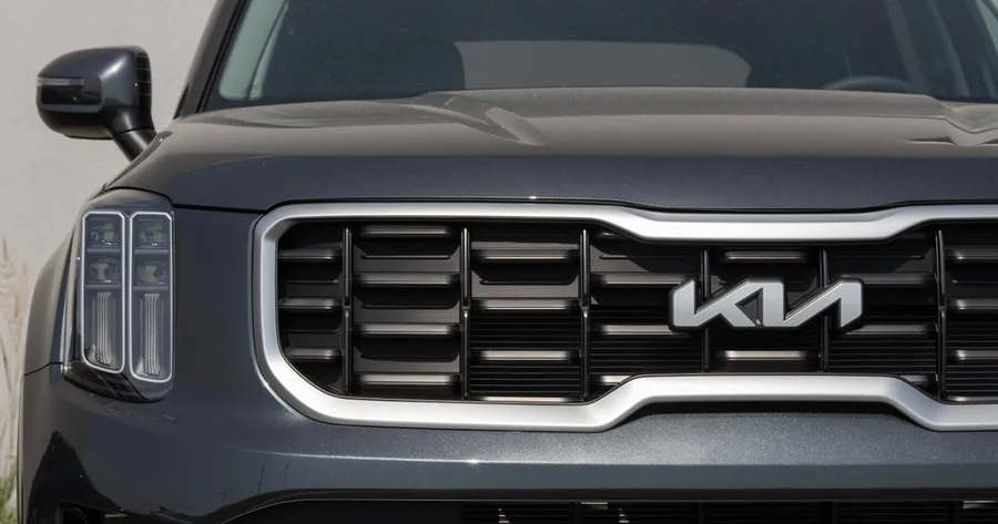 What Makes the 2025 Kia Telluride a Standout in Luxury SUVs
