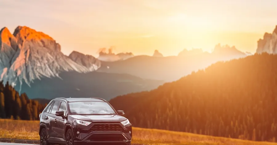 Best Road Trip Vehicles for Comfort and Efficiency