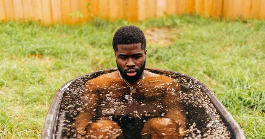 Cold Plunges, Saunas, and the Thermal Reset Craze