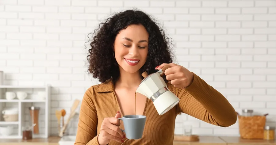 Why Home Cafés Became the New Creative Studios