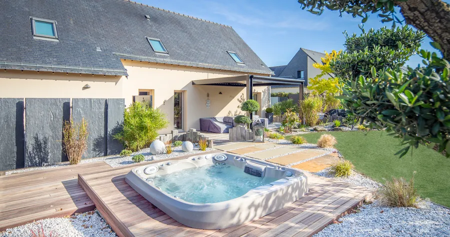Outdoor Jacuzzis: Affordable Luxury for Your Backyard