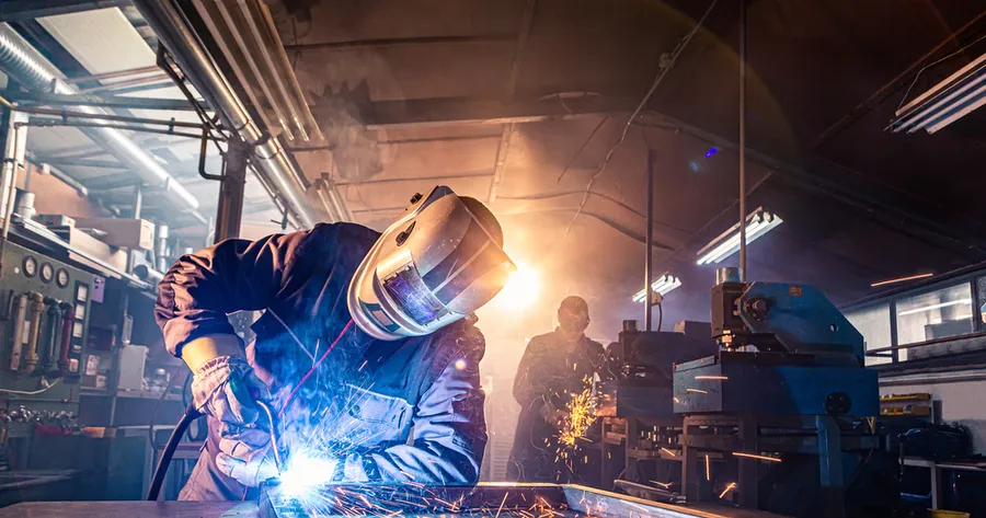 Explore Career Paths in Welding Industry