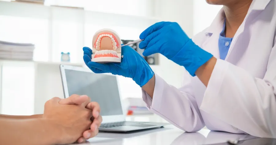 Exploring Benefits of Same Day Dentures