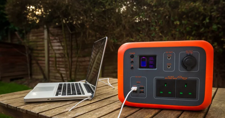 Solar Battery Buying Guide: What You Need to Know