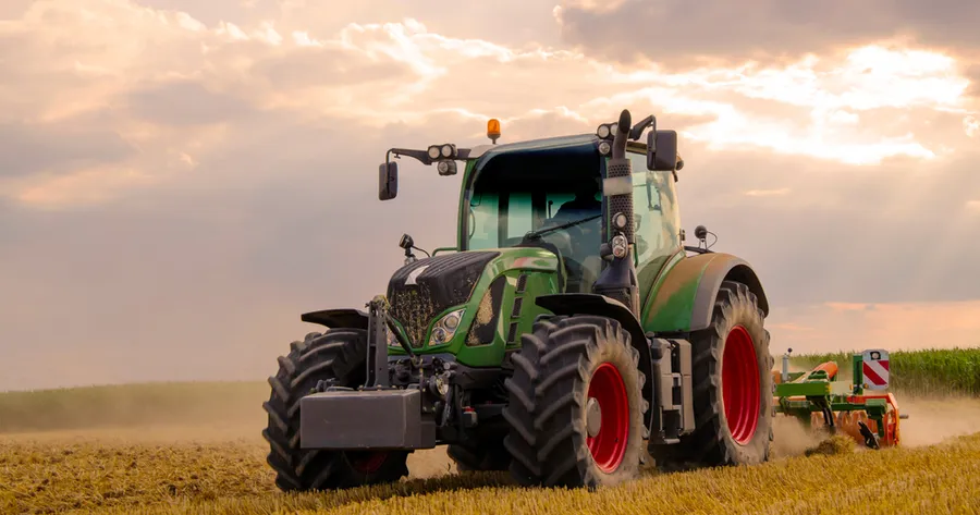 Key Factors for Buying Repossessed Tractors