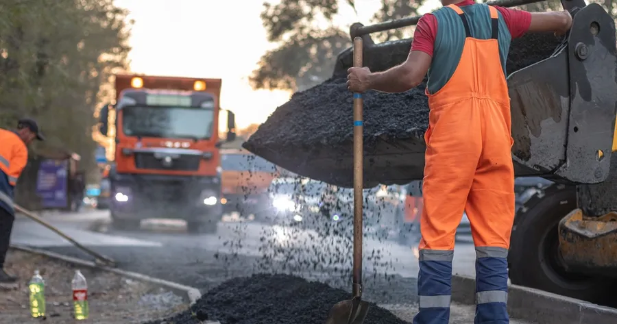 Why Consider a Career in Asphalt Paving?
