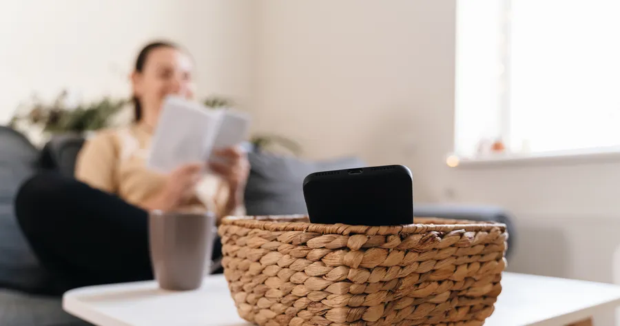 How To Create a “Tech-Free Zone” at Home and Actually Enjoy It