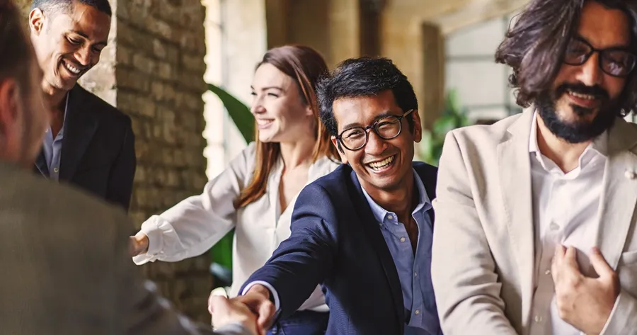 Networking 101: Building Connections That Propel Your Career Forward