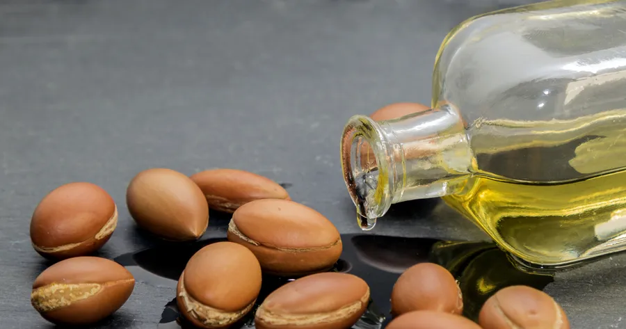 How to Use Moroccan Argan Oil for Deep Hair Nourishment