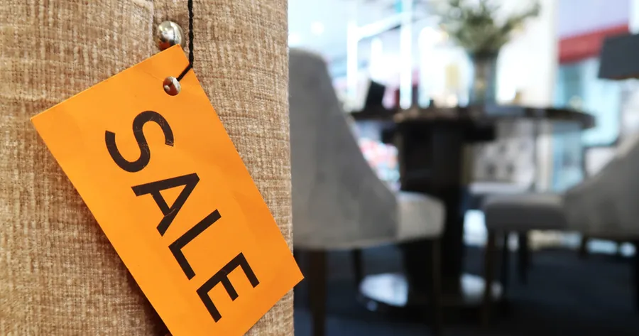 How to Spot the Top Furniture Clearance Sales in the U.S.